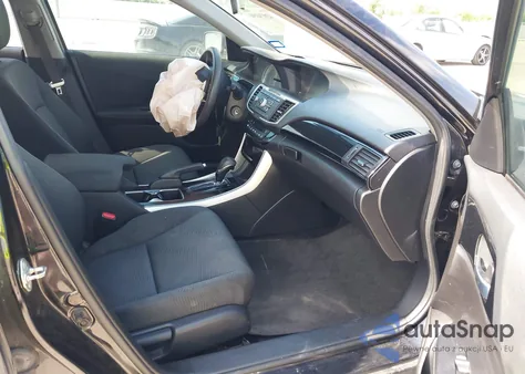 2017 Honda Accord Lx z USA, uszkodzony, nr VIN 1HGCR2F3XHA172785